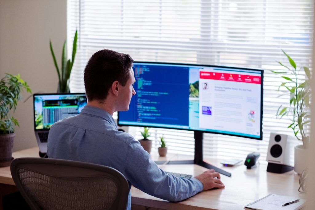 Freelancer organizing projects with AI productivity software