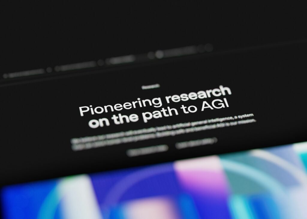 AI-powered search providing conversational answers and research assistance.